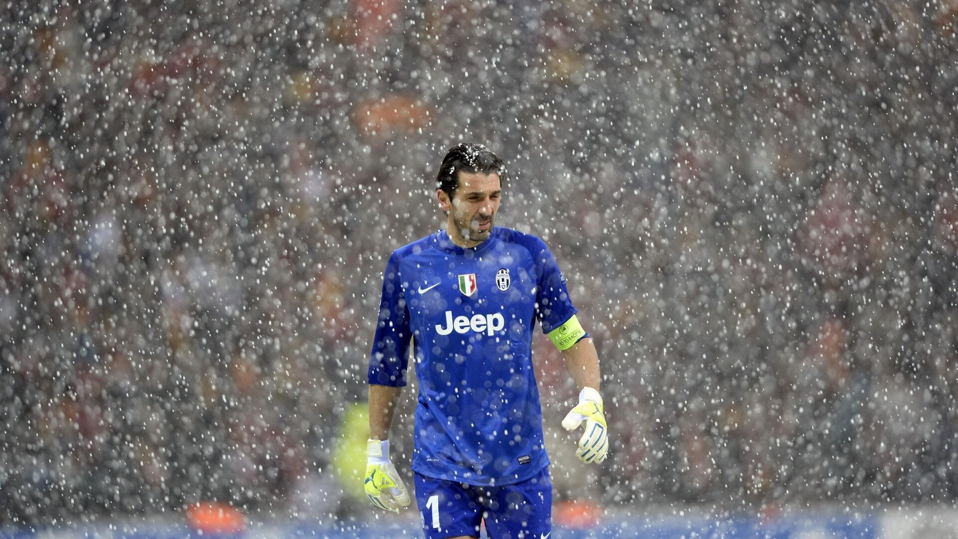 足球裁判新规解读 比赛更公平，足球裁判规则案例视频讲解